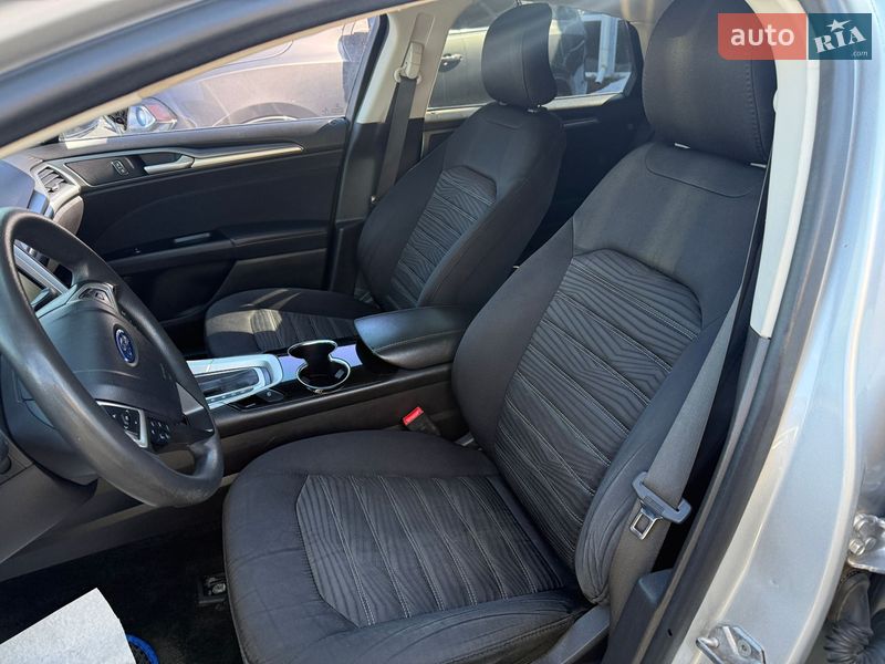 Седан Ford Fusion 2015 в Житомире