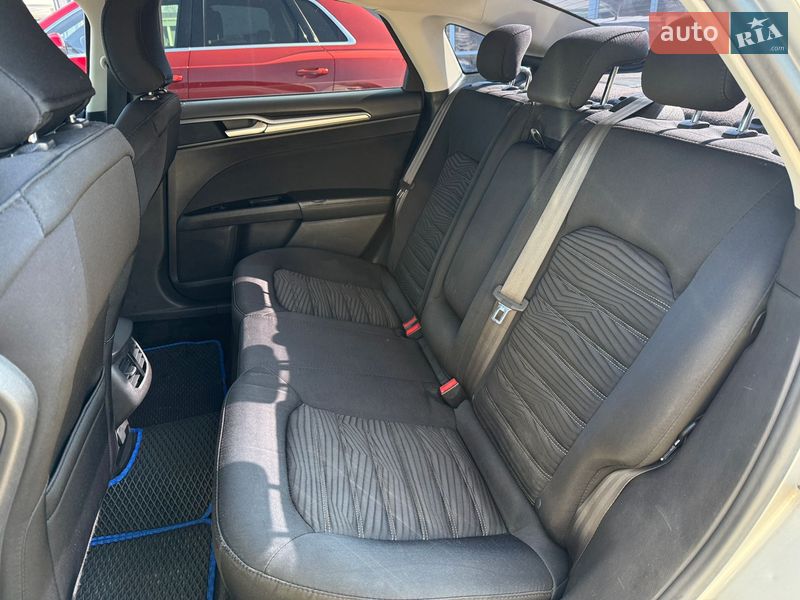 Седан Ford Fusion 2015 в Житомире