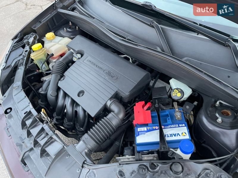 Хетчбек Ford Fusion 2012 в Вінниці