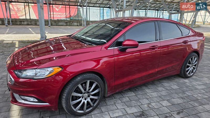 Седан Ford Fusion 2016 в Львові