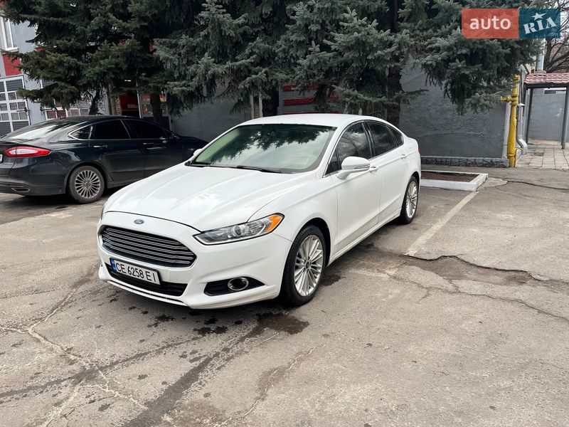 Седан Ford Fusion 2012 в Кам'янському