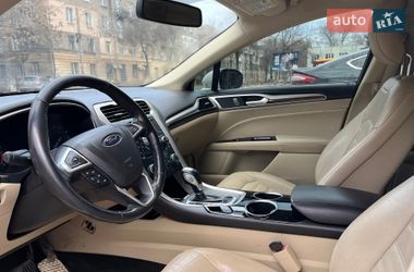 Седан Ford Fusion 2012 в Кам'янському