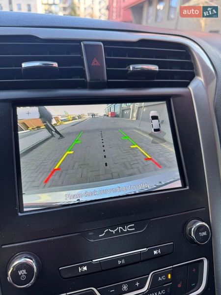 Седан Ford Fusion 2019 в Львове