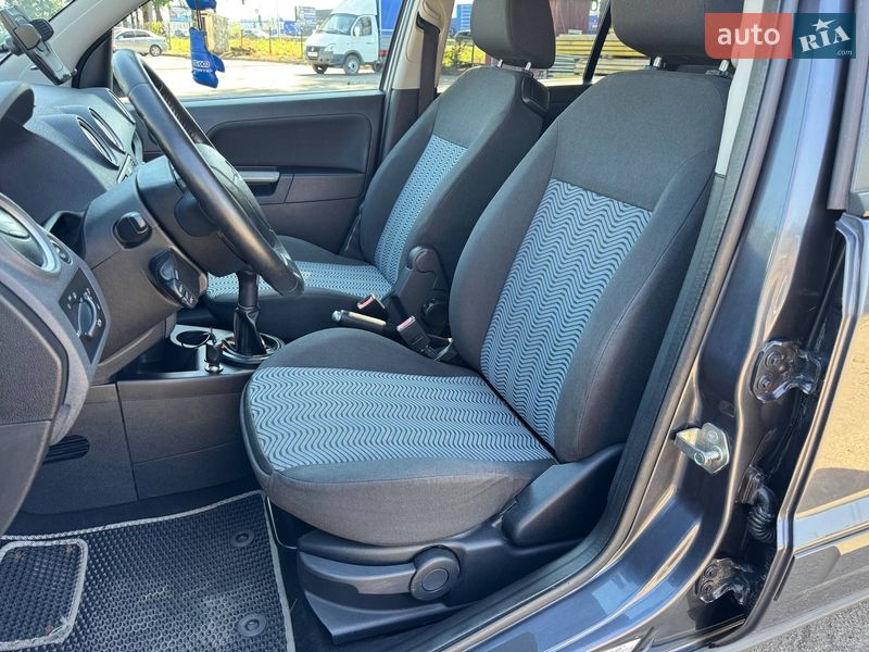 Хетчбек Ford Fusion 2007 в Полтаві