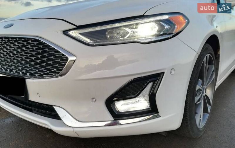 Седан Ford Fusion 2019 в Киеве