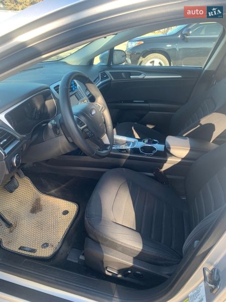 Седан Ford Fusion 2013 в Виннице