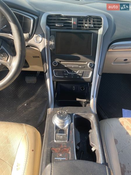 Седан Ford Fusion 2016 в Києві