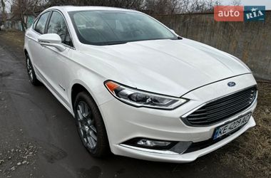 Седан Ford Fusion 2016 в Тернівці