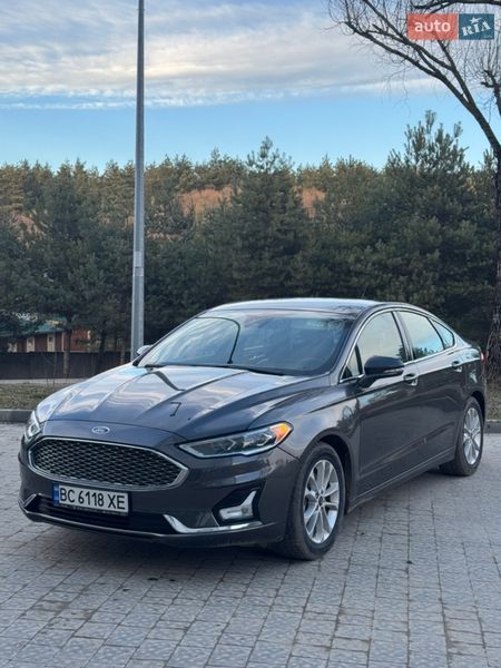 Ford Fusion 2019