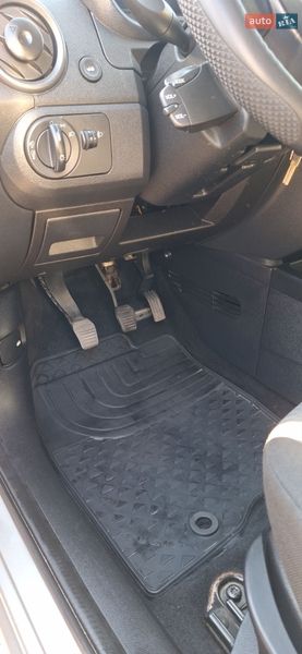 Хэтчбек Ford Fusion 2004 в Черкассах