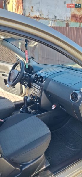 Хэтчбек Ford Fusion 2004 в Черкассах