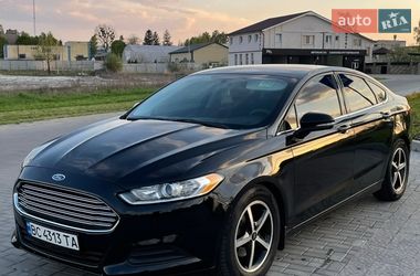 Седан Ford Fusion 2015 в Шептицькому