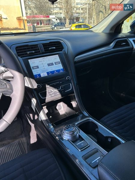 Седан Ford Fusion 2016 в Харкові