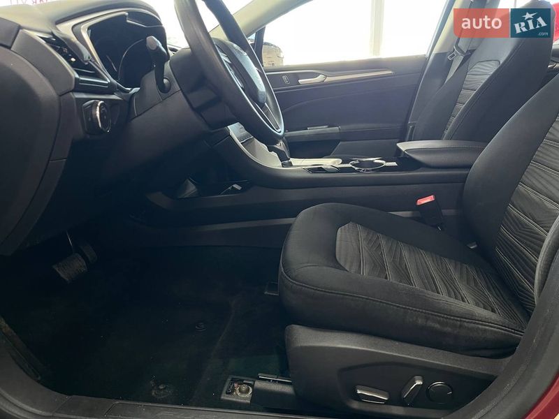 Седан Ford Fusion 2015 в Киеве