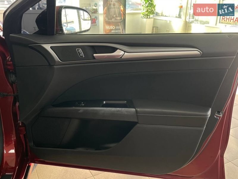 Седан Ford Fusion 2015 в Киеве