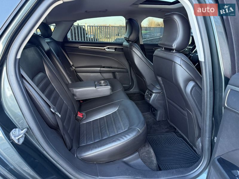 Седан Ford Fusion 2015 в Днепре