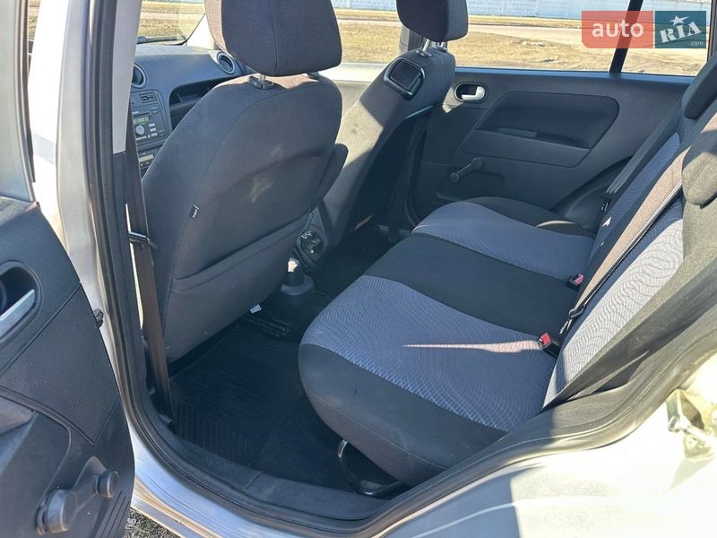 Хэтчбек Ford Fusion 2010 в Киеве