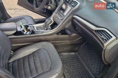 Седан Ford Fusion 2015 в Вышгороде