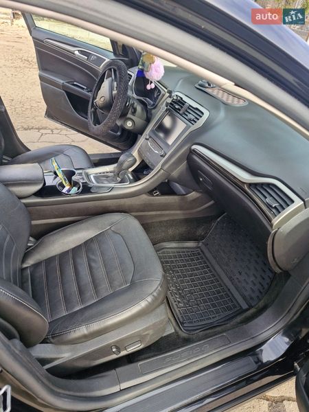 Седан Ford Fusion 2015 в Вишгороді