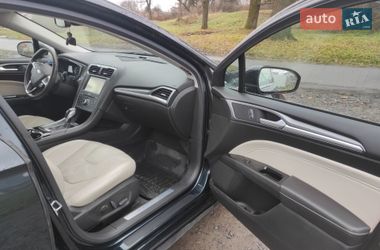 Седан Ford Fusion 2014 в Львове