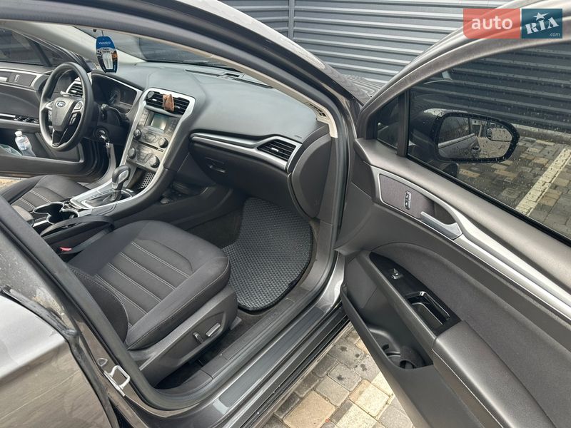 Седан Ford Fusion 2014 в Николаеве