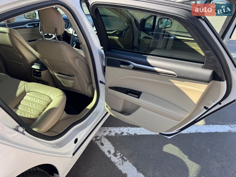 Седан Ford Fusion 2014 в Одессе