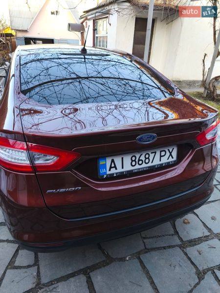 Седан Ford Fusion 2015 в Радомышле