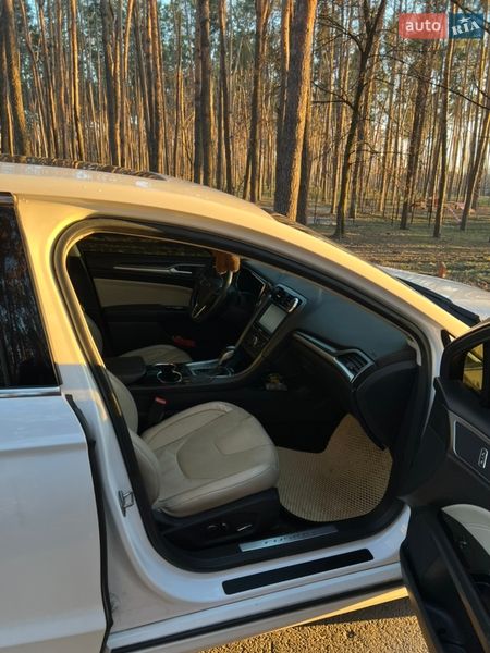 Седан Ford Fusion 2014 в Киеве