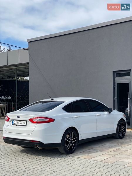 Седан Ford Fusion 2015 в Ивано-Франковске