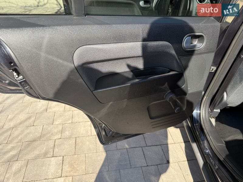 Хетчбек Ford Fusion 2009 в Полтаві