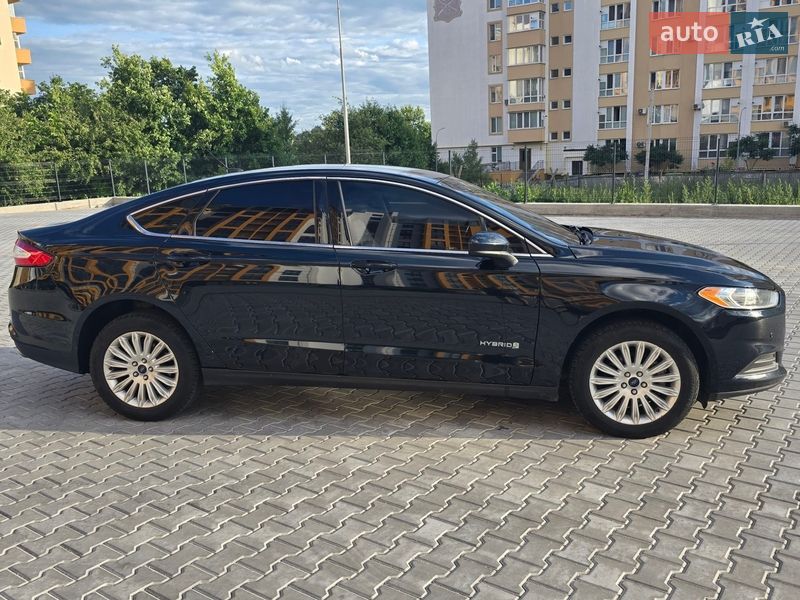 Седан Ford Fusion 2013 в Виннице