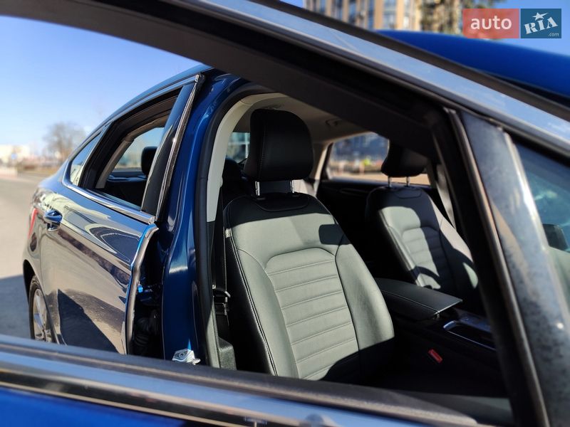 Седан Ford Fusion 2017 в Києві