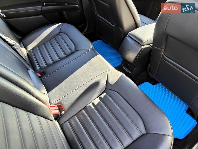 Седан Ford Fusion 2017 в Києві