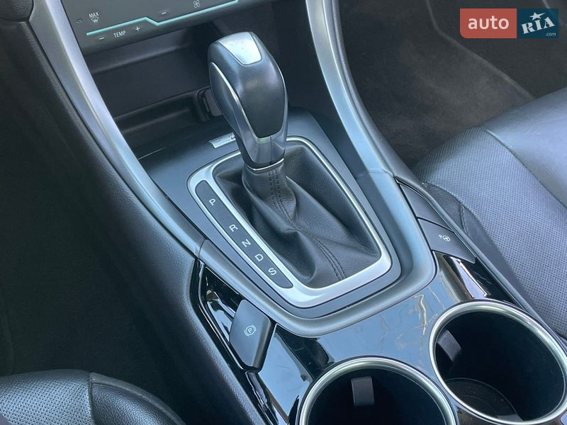 Седан Ford Fusion 2013 в Киеве