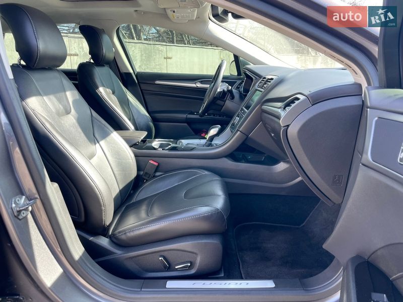 Седан Ford Fusion 2013 в Киеве