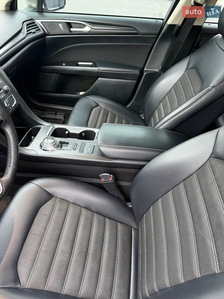 Седан Ford Fusion 2018 в Кропивницькому