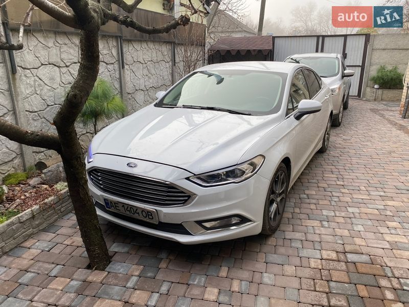 Ford Fusion 2017