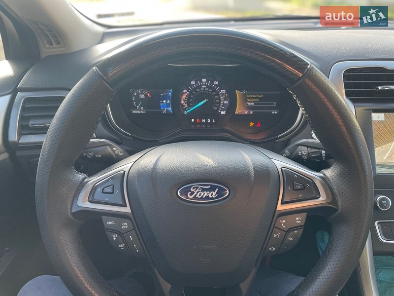 Седан Ford Fusion 2020 в Иршаве