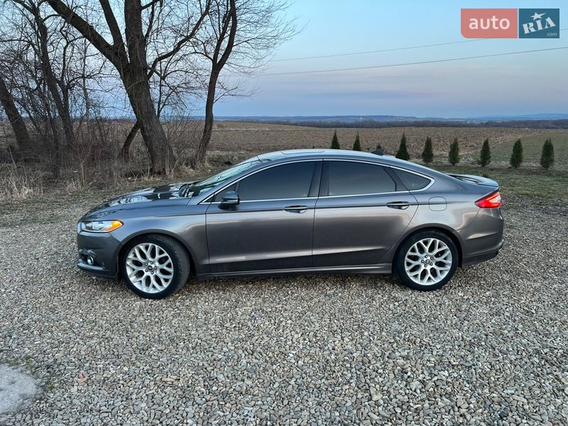 Седан Ford Fusion 2013 в Старому Самборі