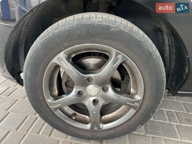 Хэтчбек Ford Fusion 2011 в Николаеве