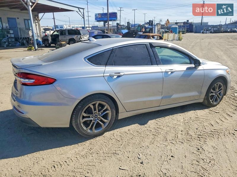 Седан Ford Fusion 2020 в Тернополе