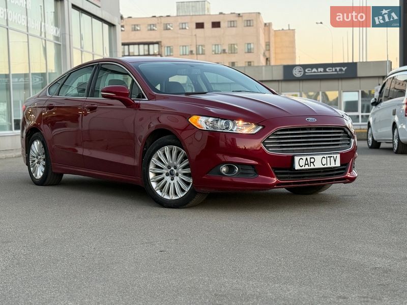 Седан Ford Fusion 2014 в Києві