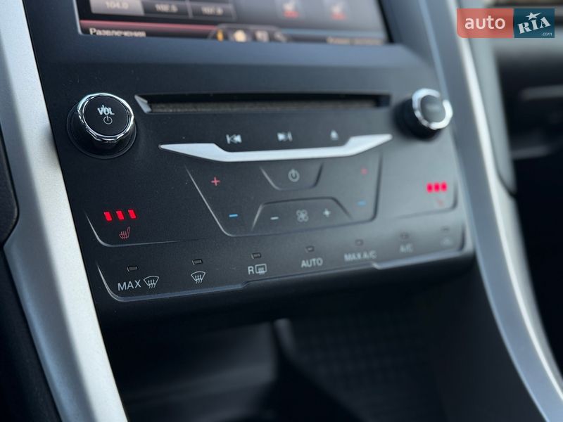 Седан Ford Fusion 2014 в Києві