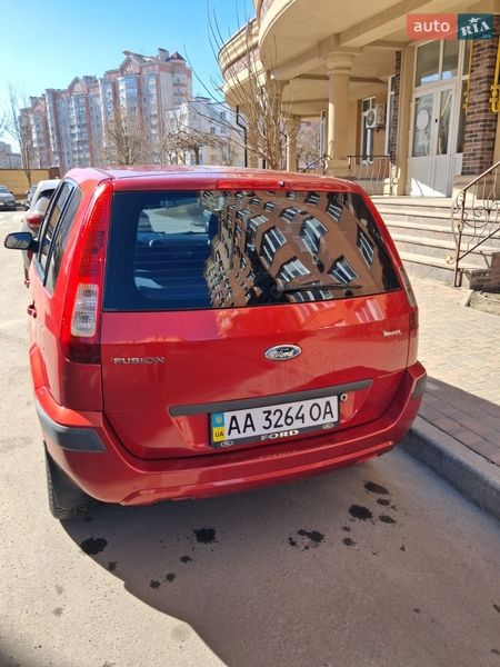 Хэтчбек Ford Fusion 2006 в Киеве