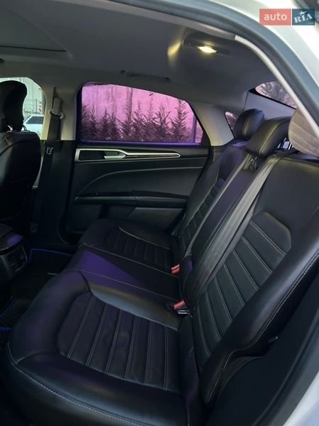 Седан Ford Fusion 2013 в Могилів-Подільському