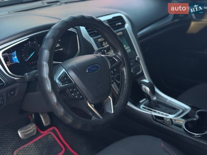 Седан Ford Fusion 2015 в Запорожье