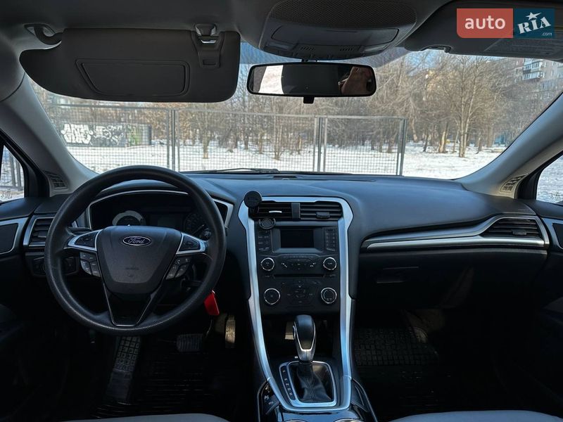 Седан Ford Fusion 2016 в Кривом Роге