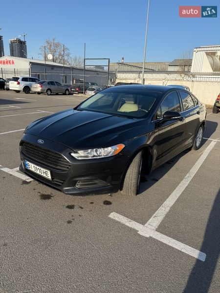 Седан Ford Fusion 2014 в Києві