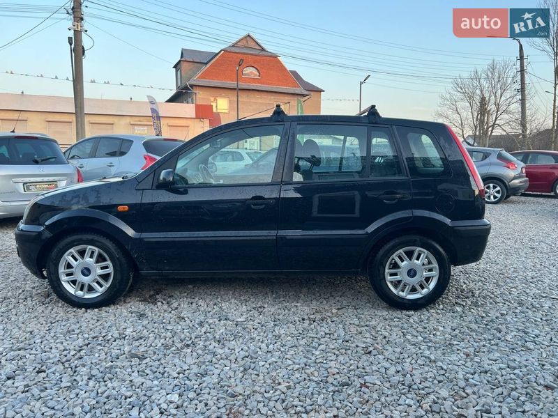 Хэтчбек Ford Fusion 2008 в Коломые