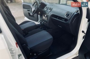 Хэтчбек Ford Fusion 2005 в Хмельницком